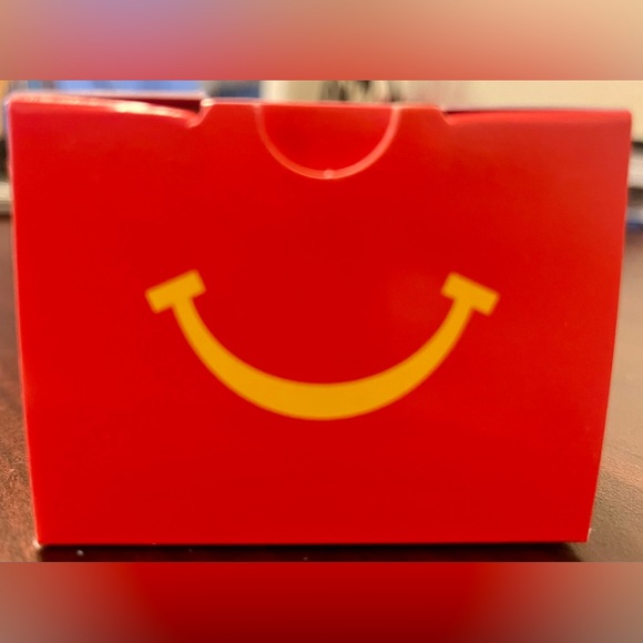 McDonald’s Roblox Chipmunk Adopt Me Toy - Picture 4 of 5